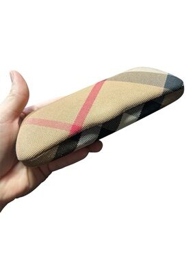 Burberry Eyeglasses Case Nova Check Beige Plaid Hard Case Made in Italy
